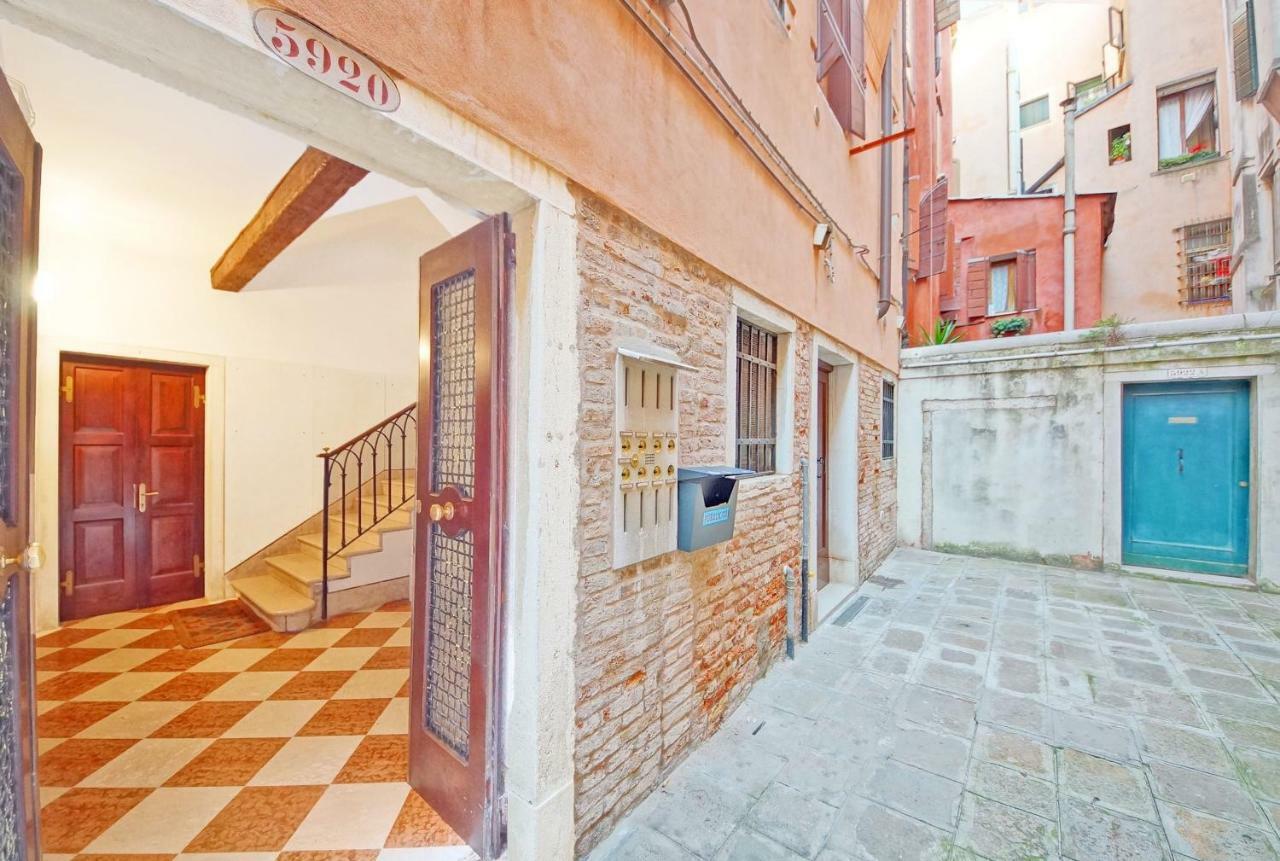 Santa Marina Apartment Rialto Venedig Eksteriør billede