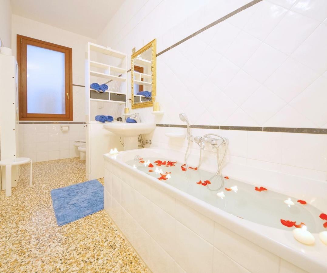 Santa Marina Apartment Rialto Venedig Eksteriør billede